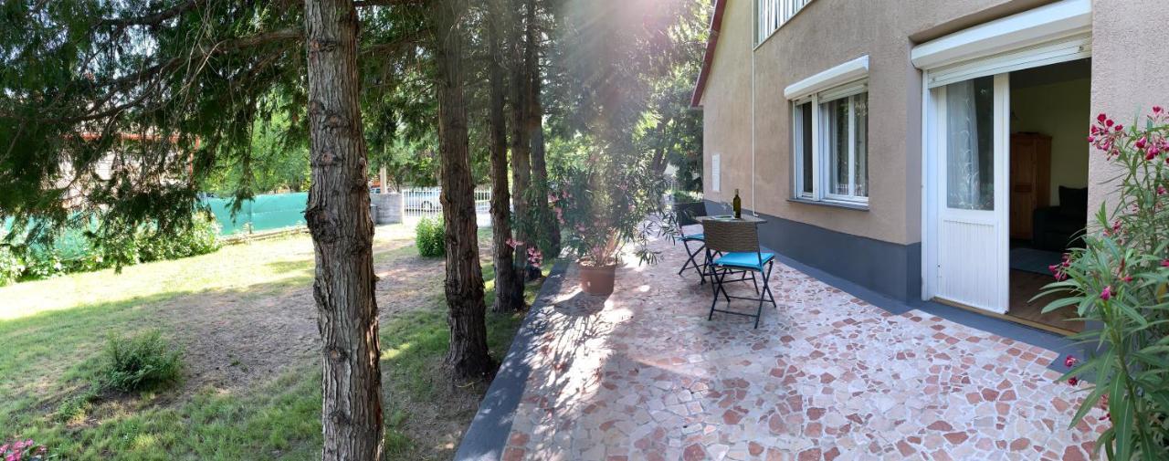 Pellegrini Apartman Balatonakali Exteriér fotografie