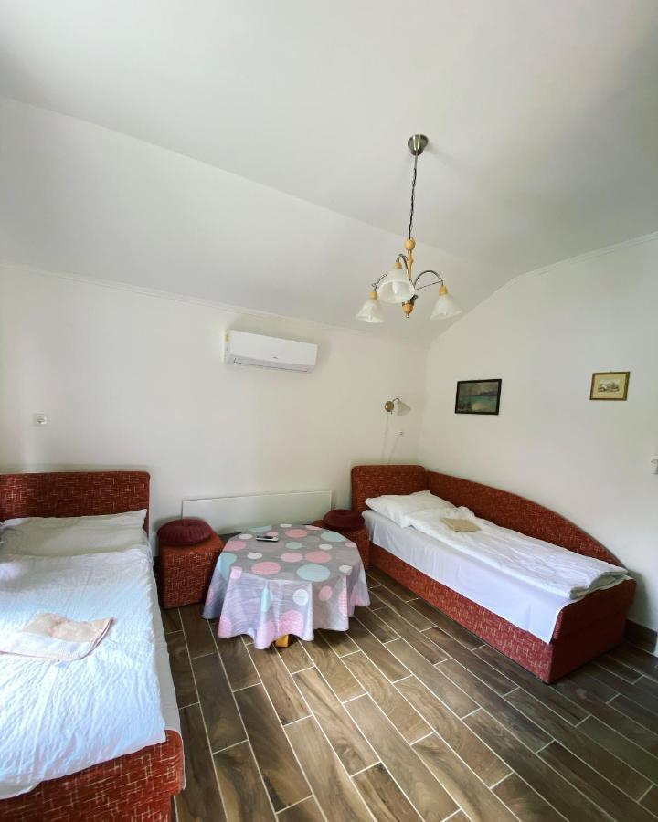 Pellegrini Apartman Balatonakali Exteriér fotografie